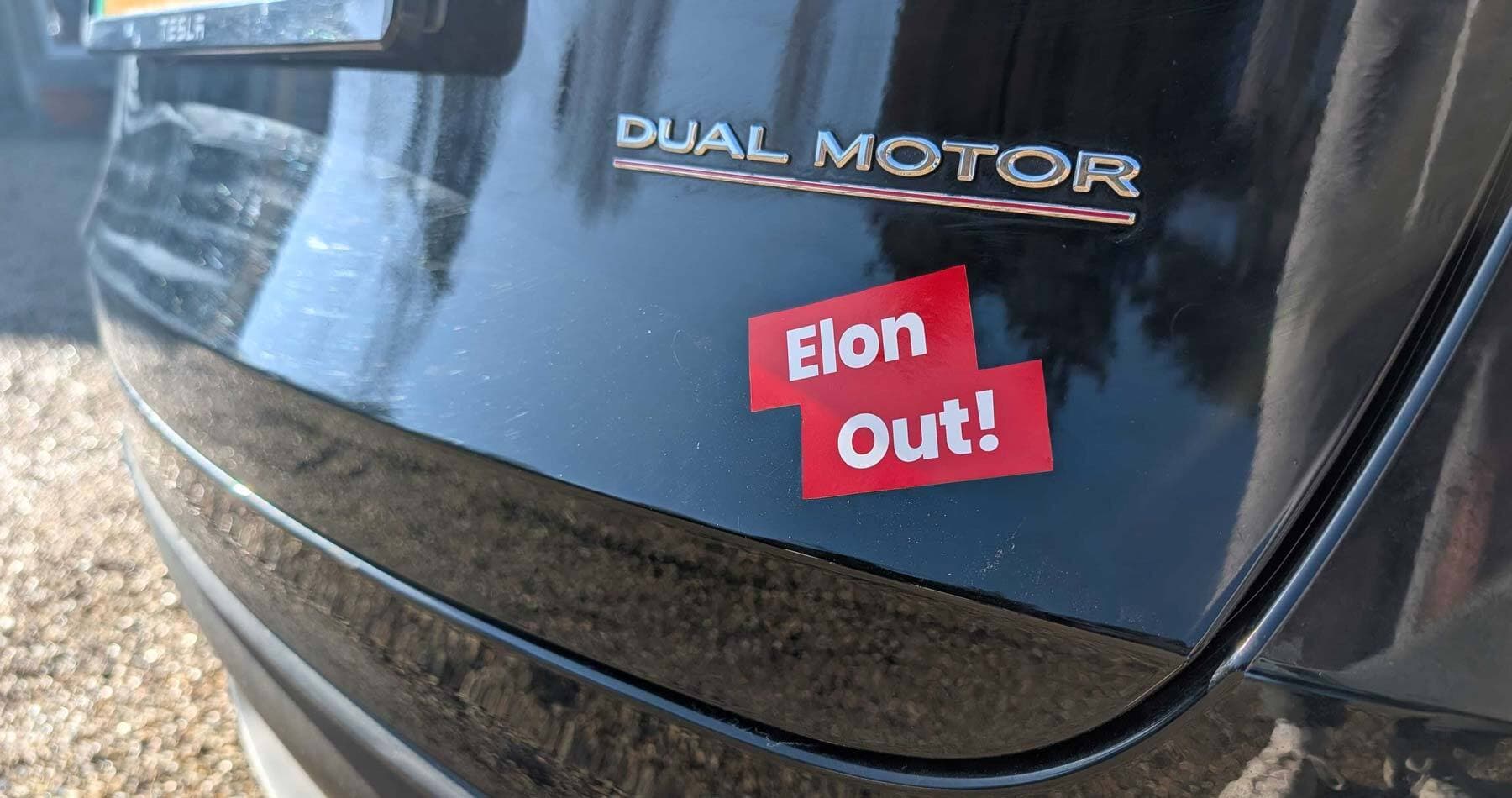 Elon Musk Salute